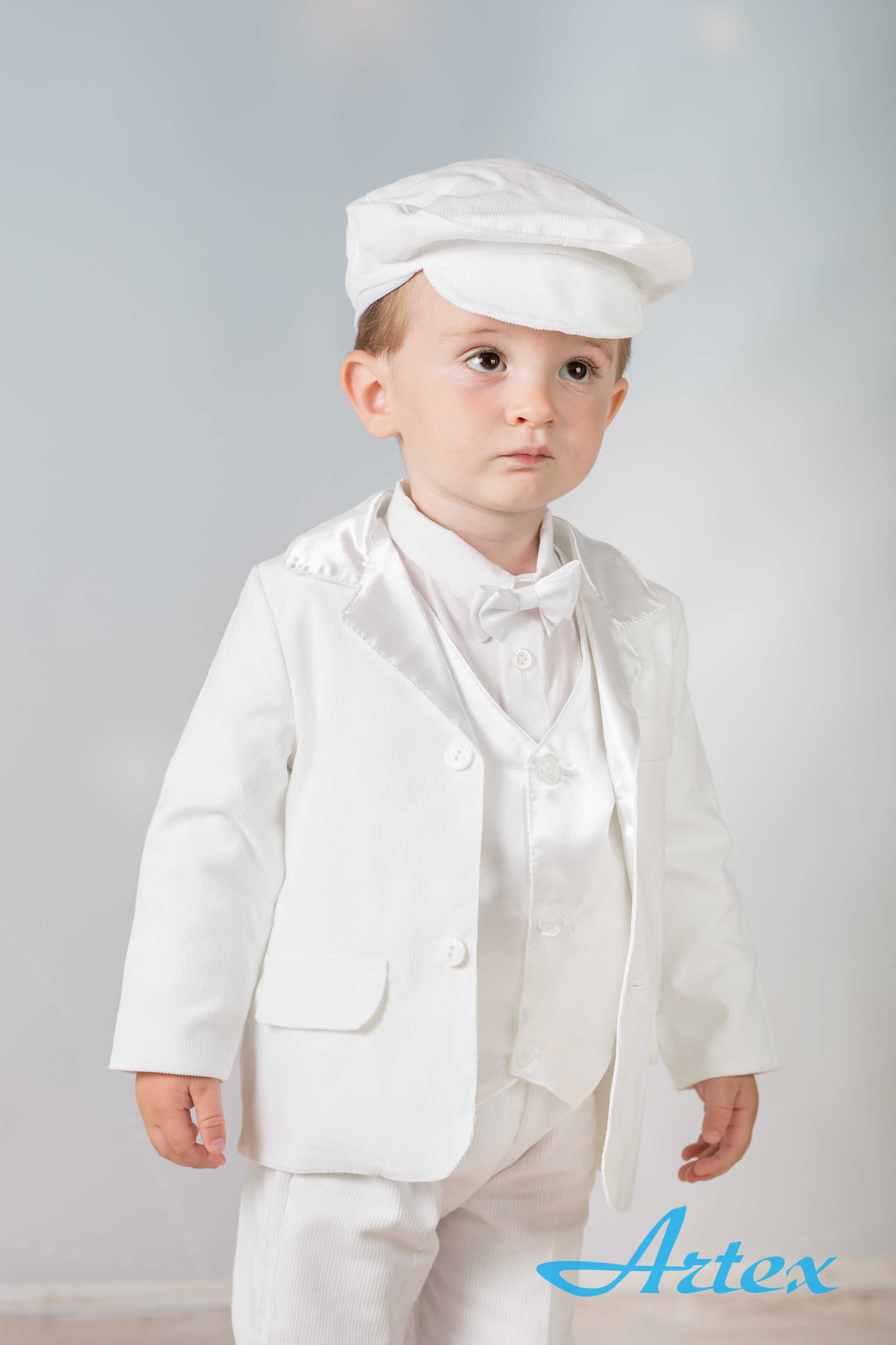 Chlapecký oblek bílý na křest