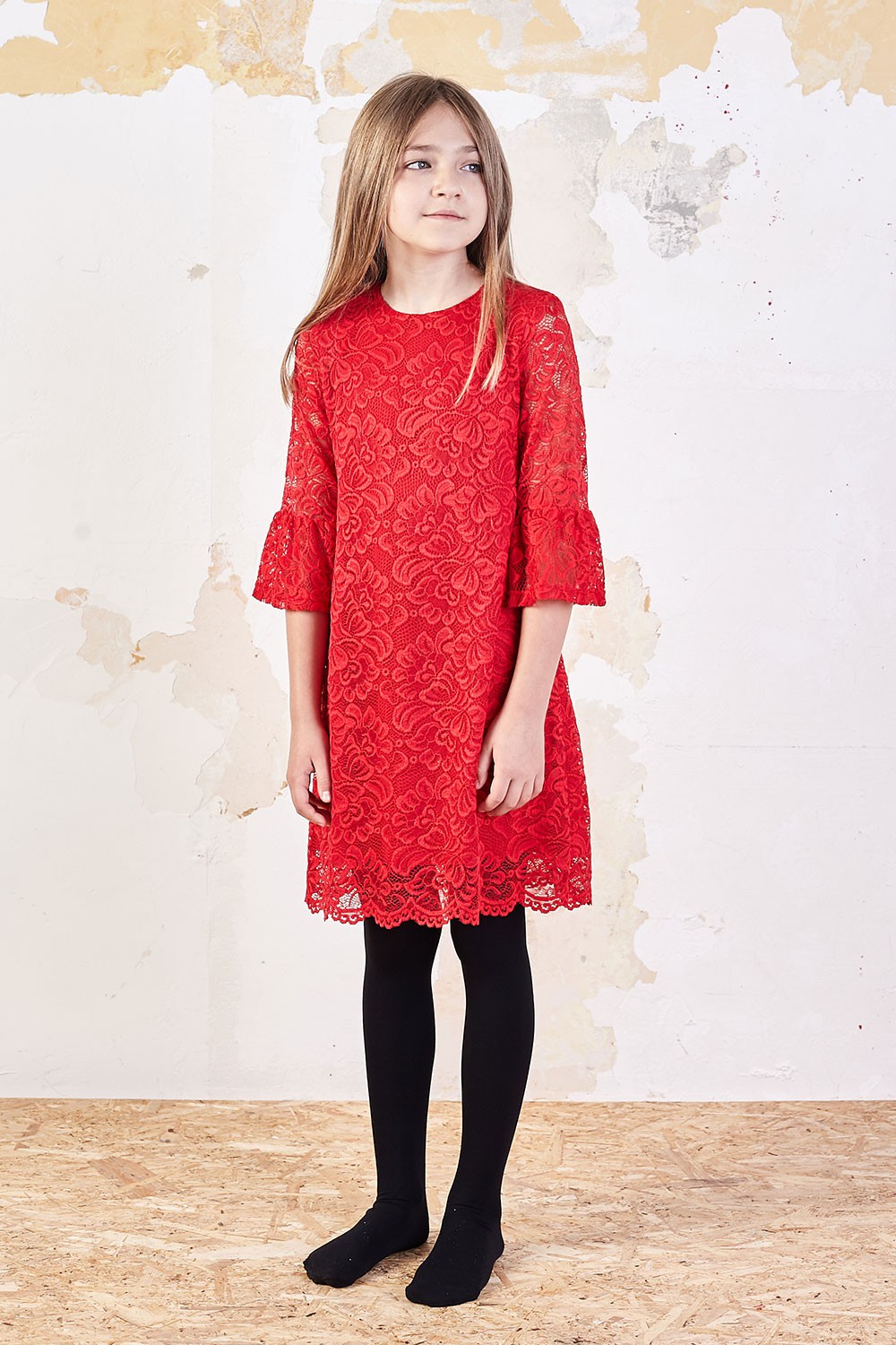 dívčí červené vánoční šaty s dlouhým rukávem