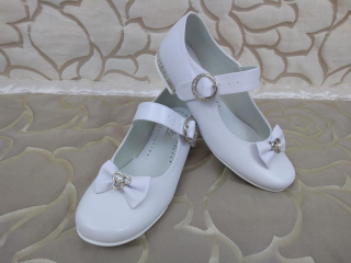 Dívčí  bílé společenské boty Miko model 811