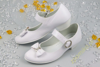 Dívčí  bílé společenské boty Miko model 903