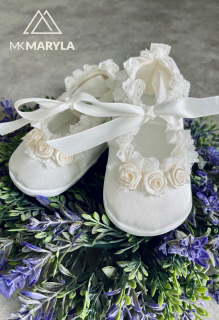 Dívčí/ kojenecké bílé boty na křest a svatbu MK33